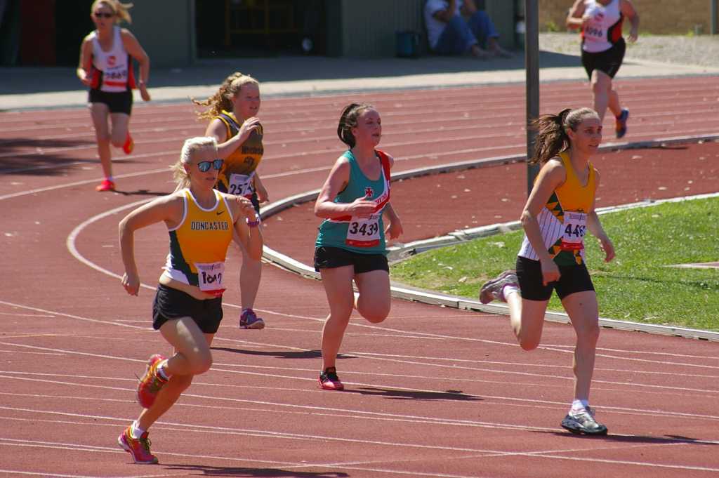 Simone running 200m